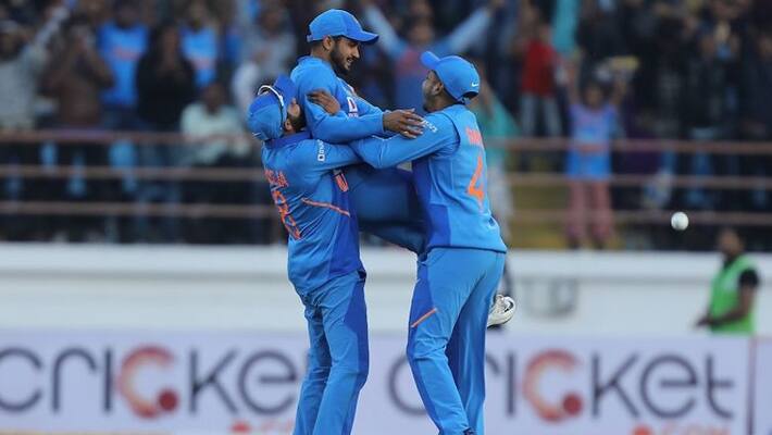 Team India come back with margin victory against Australia in 2nd odi Team India come back with margin victory against Australia in 2nd odi