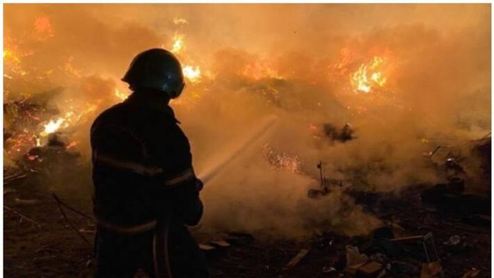 massive fire broke out in oman massive fire broke out in oman