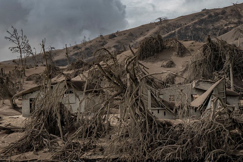 philippines taal vlovano eruptions photo story