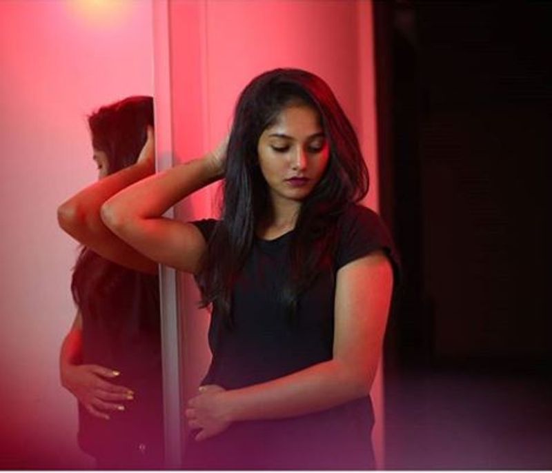 Colors Kannada Geetha Game Bhavya Gowda photo gallery