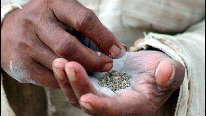 Karnataka bans spitting of tobacco in public places violators jailed for 2 years Karnataka bans spitting of tobacco in public places violators jailed for 2 years