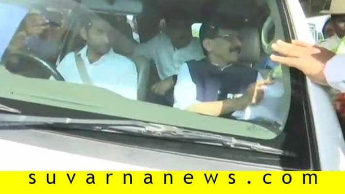 Shiv Sena Leader Sanjay Raut Arrives At Belgaum Airport Shiv Sena Leader Sanjay Raut Arrives At Belgaum Airport