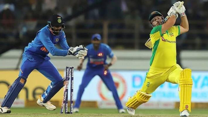 India vs Asutralia Shikhar Dhawan trolls Rishabh Pant after KL Rahuls brilliant wicketkeeping India vs Asutralia Shikhar Dhawan trolls Rishabh Pant after KL Rahuls brilliant wicketkeeping