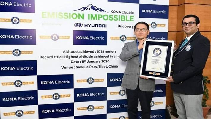 hyundai kona electric car sets a new guinness world record hyundai kona electric car sets a new guinness world record