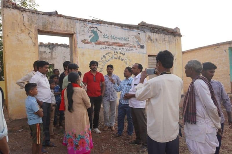 Kannada movie 3rd class team adopts government school in Badami taluk karalakopaa village