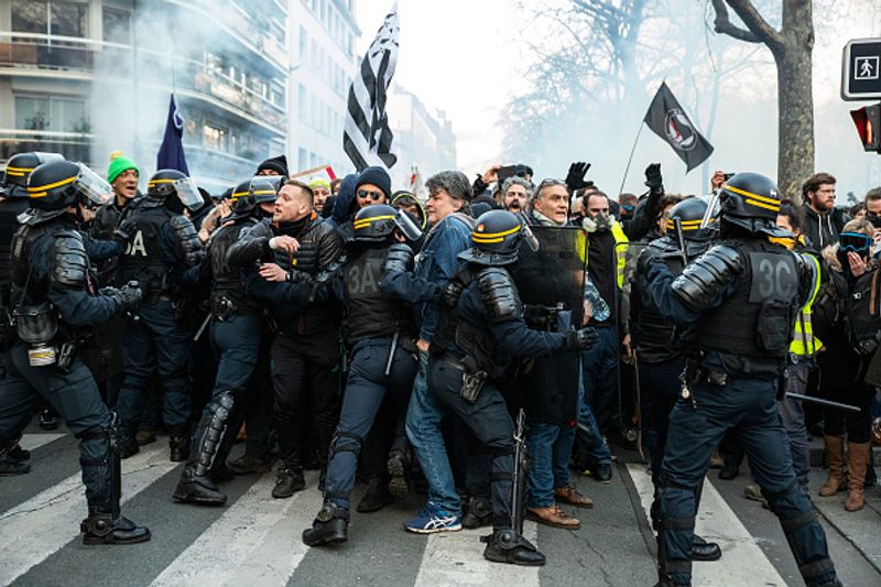 yellow vests protest against emmanuel macron french government