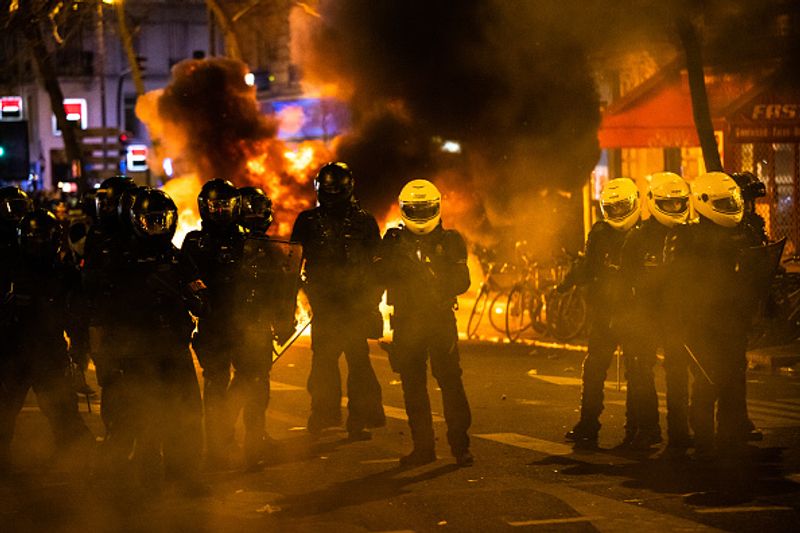 yellow vests protest against emmanuel macron french government