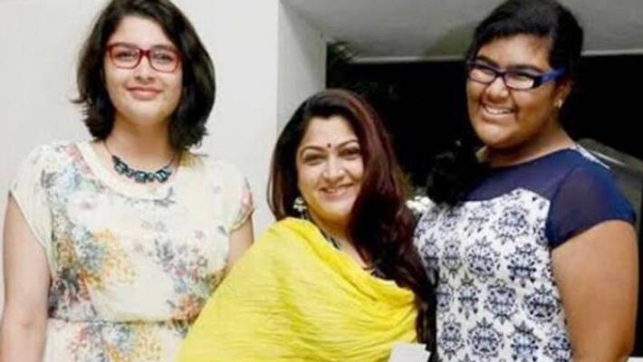 Actress Kushboo Daughter New Slim Look Saree Photo Going Viral Actress Kushboo Daughter New Slim Look Saree Photo Going Viral
