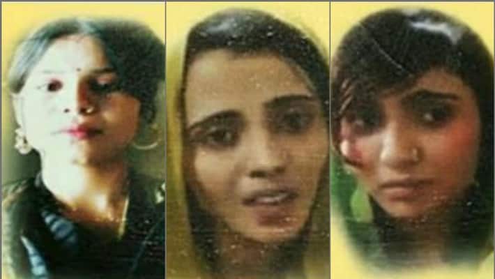 women are regulerly kidnapped and cobverted, clim pakistani minotities women are regulerly kidnapped and cobverted, clim pakistani minotities