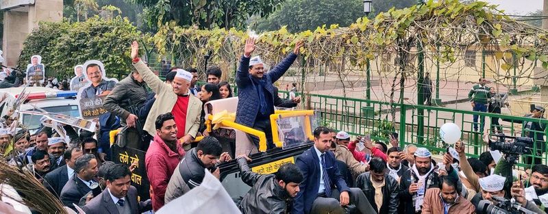 After the roadshow, he will proceed towards Jamnagar House to file his nomination papers.