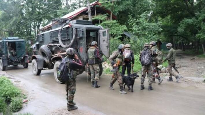 Encounter in Shopian; 3 Hizbul Mujahideen terrorists killed Encounter in Shopian; 3 Hizbul Mujahideen terrorists killed