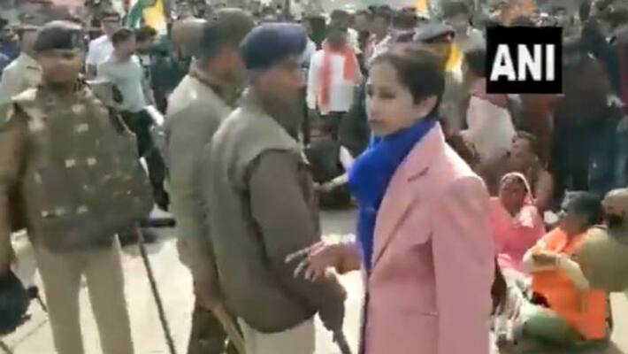 Madhya Pradesh government will not file FIR against Rajgarh lady officers who slapped pro-CAA rallyists Madhya Pradesh government will not file FIR against Rajgarh lady officers who slapped pro-CAA rallyists