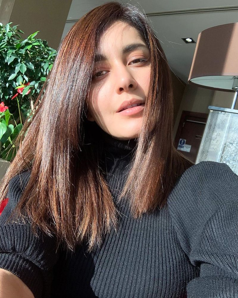 Heroine Raashi Khanna Stunning pics goes viral
