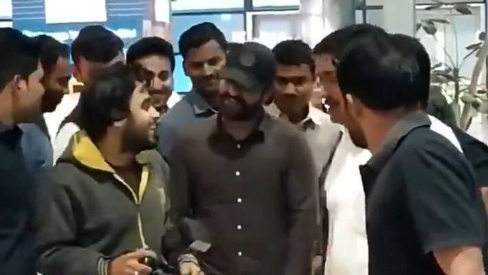 Young tiger NTR funny time with photographer at airport Young tiger NTR funny time with photographer at airport
