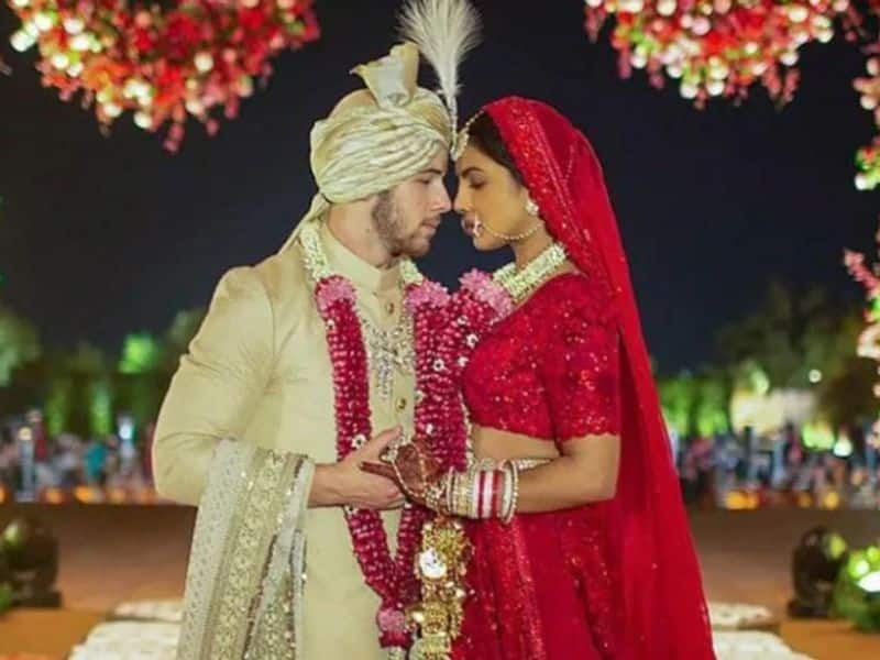 Priyanka Chopra and Nick Jonas: The desi girl of Bollywood and the international pop star tied the knot in an extravagant wedding in Jodhpur in 2018. While the Quantico star is 37, Nick is 27-years-old. The couple has been trolled tremendously on social media for the 10-year age gap between them.