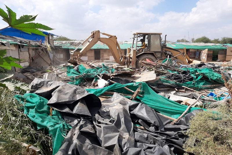 huts demolished by bengaluru police are of indian nationality
