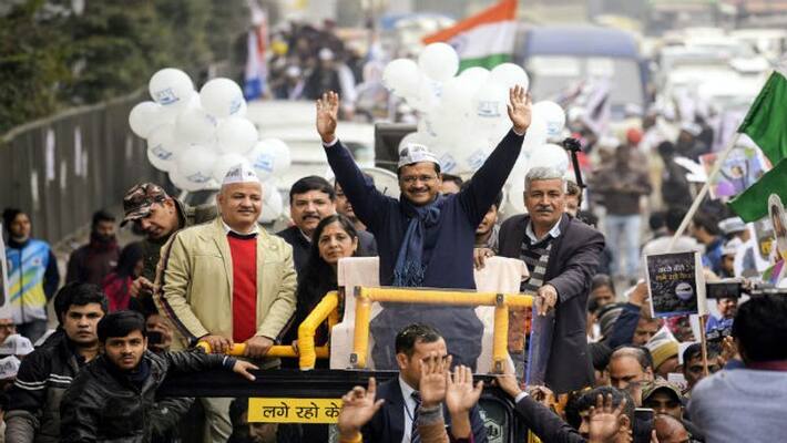Arvind Kejriwal in queue to file nomination Arvind Kejriwal in queue to file nomination
