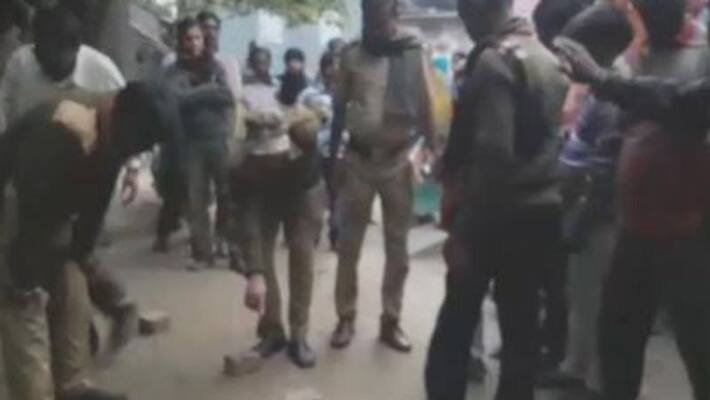 People panicked over the presence of unknown animal in Nadia People panicked over the presence of unknown animal in Nadia
