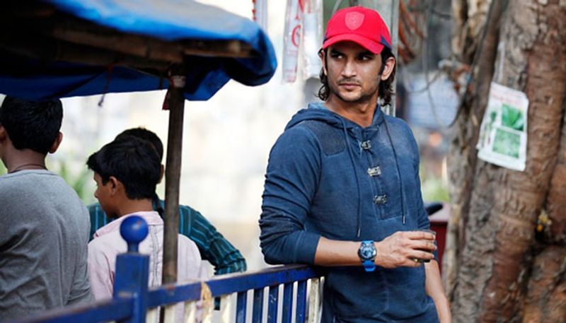 পড়াশুনোর পাশাপাশি তিনি অভিনয় জগতে আসতে চেয়েছিলেন। তারপরই তিনি নাচের ক্লাস জয়েন করেছিলেন।