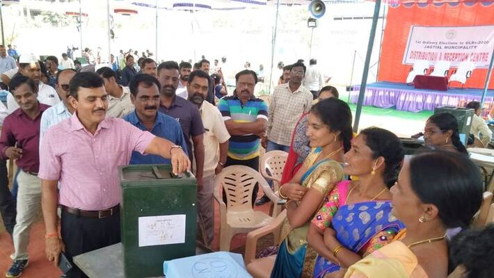 TRS decides Sunil Rao name as Karimnagar corporation chairman TRS decides Sunil Rao name as Karimnagar corporation chairman