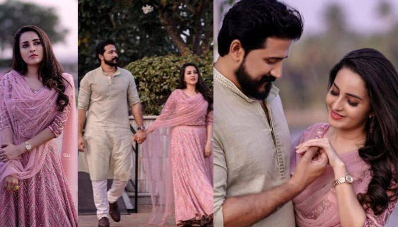 bhama in pink lehanga and see her engagement photos