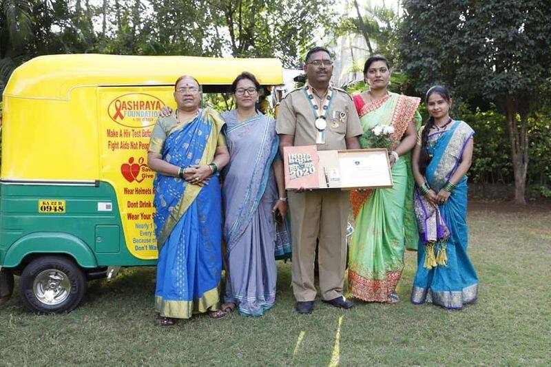 Belagavi Based Ambulance Man Manjunath Poojari got India Book of Records Award
