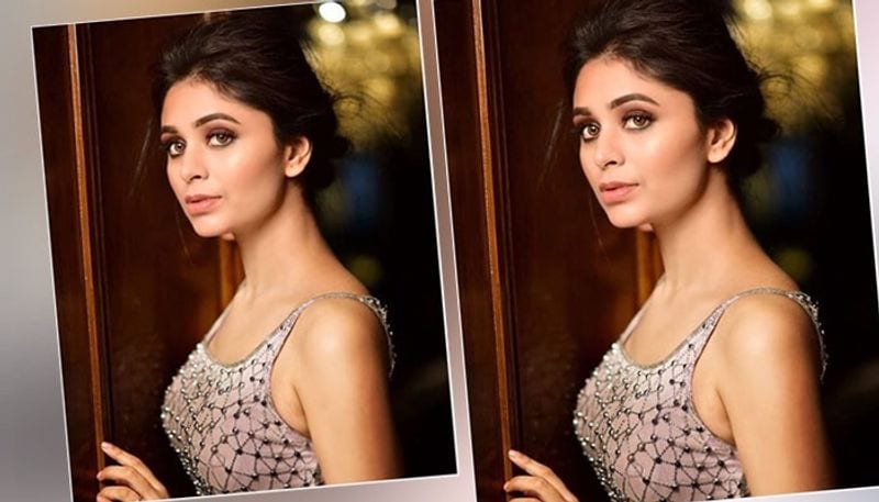 Bengali Actress Ritabhari Chakraborty looks hot in Black bikini photos goes Super Viral BRD
