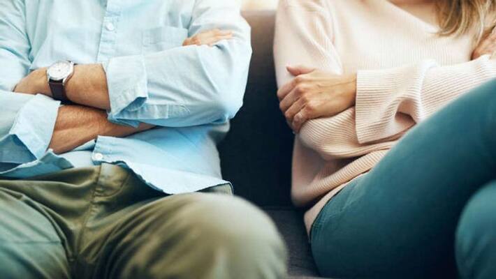over dependence of women to husband can find by these four signs over dependence of women to husband can find by these four signs