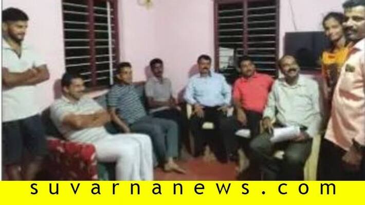 Puttur mla Sanjeeva Matandoor visits sslc students house in early morning Puttur mla Sanjeeva Matandoor visits sslc students house in early morning