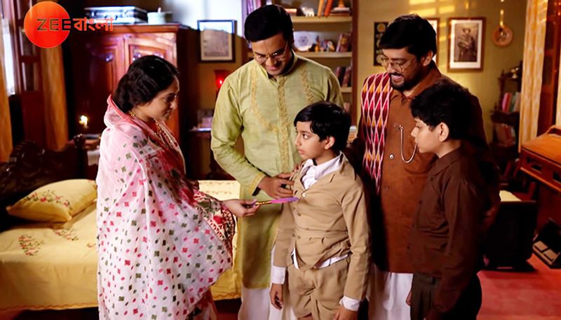 ফলে অনেকেই নিরাপত্তার অভাব মনে করছেন। ঠিক এই একই কারণে সিংহলগ্না ধারাবাহিকের কুন্তলা অর্থাৎ কন্যাকুমারী চন্দ্র ছাড়লেন ধারাবাহিক।