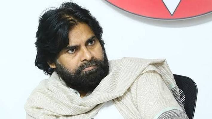 Pawan Kalyan To Romance Pooja Hegde? Pawan Kalyan To Romance Pooja Hegde?