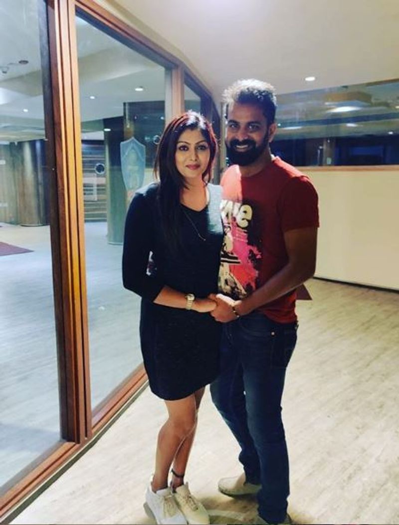 'ಮುದ್ದು ಲಕ್ಷ್ಮಿ' ಧಾರಾವಾಹಿಯಲ್ಲಿ ಅನು ವಿಲನ್ ಪಾತ್ರದಲ್ಲಿ ಮಿಂಚುತ್ತಿದ್ದಾರೆ.