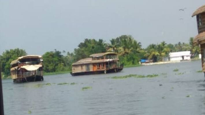 house boat seized for keep 125 liter wash must handover to owner house boat seized for keep 125 liter wash must handover to owner