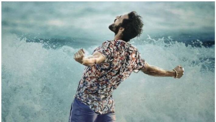 Uppena first look poster out Panja Vaisshnav Tej looks fierce in his debut film Uppena first look poster out Panja Vaisshnav Tej looks fierce in his debut film