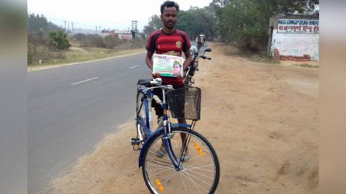 Marathon winner got Sabuj Sathi cycle Durgapur Marathon winner got Sabuj Sathi cycle Durgapur