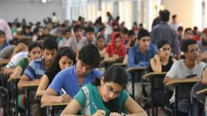 College semester exams Cancel...Higher Education Minister kp anbazhagan College semester exams Cancel...Higher Education Minister kp anbazhagan