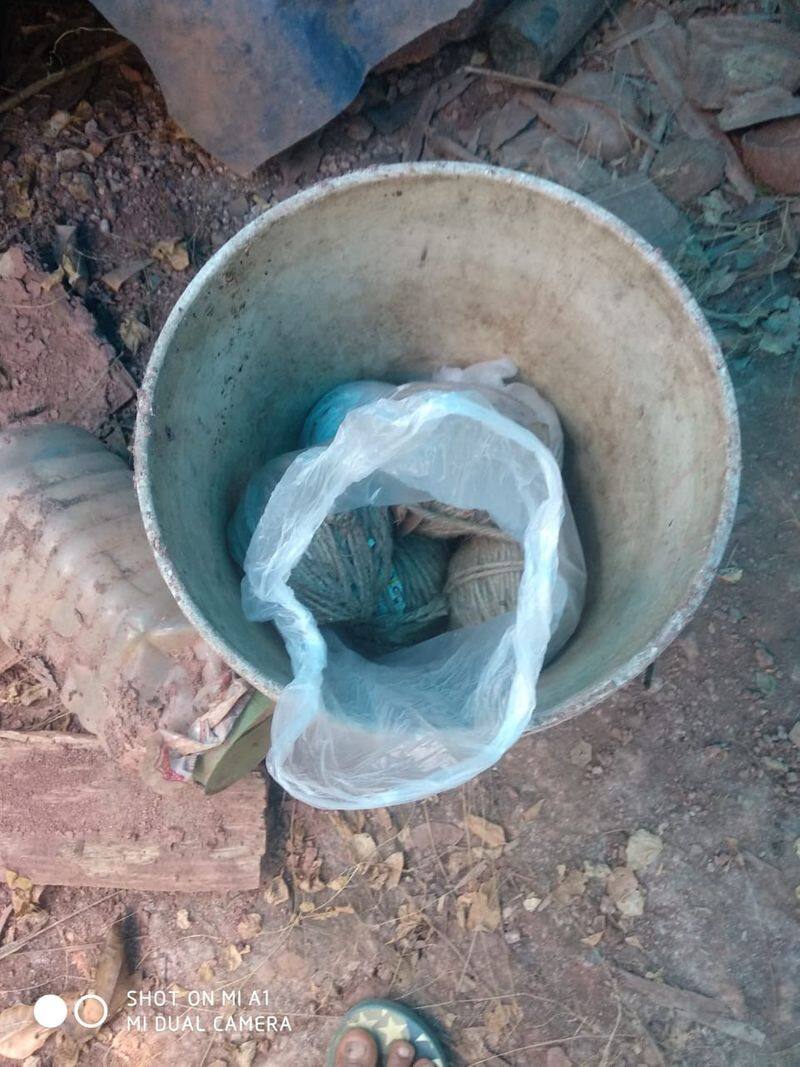 9 bombs found in kannavam in kannur district
