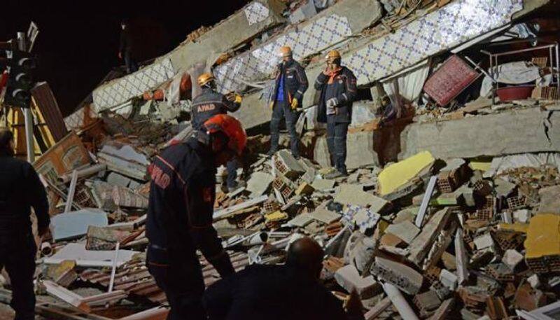 earthquake strikes eastern Turkey 18 dead, over 500 injured