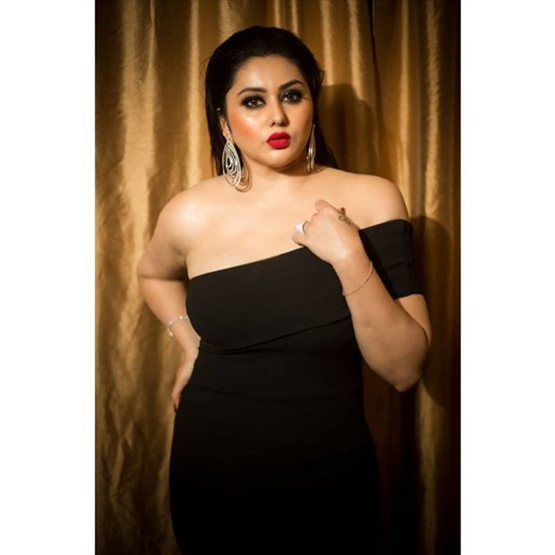 Actress Namitha Latest Instagram Photos