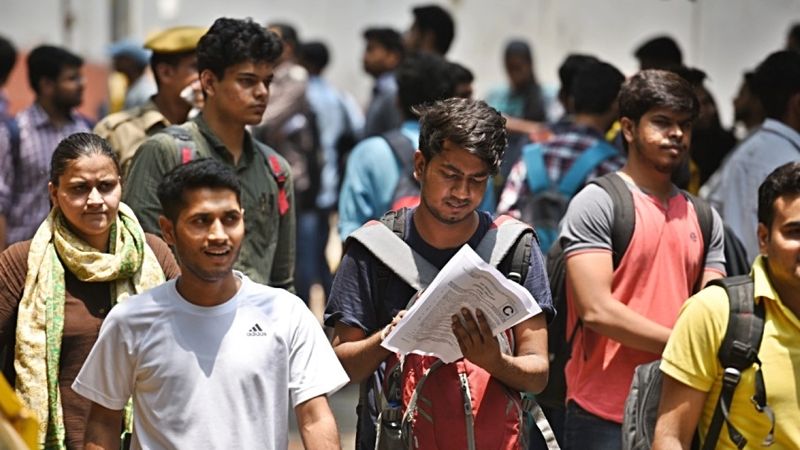 UPSC essay writing tips via IAS Chahat Bajpai will help to upsc failure candidates ias success story kpt