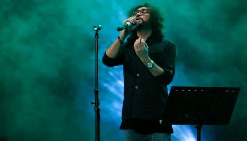 'বিষাক্ত মানুষ' গানটিও রূপমের জনপ্রিয় গানটির মধ্যে একটা গান।