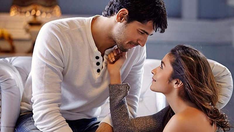 Alia Bhatt and Sidharth Malhotra: Bollywood actors Alia Bhatt and Sidharth Malhotra, who were first seen in Karan Johar's Student of The Year, were rumoured to be dating each other for quite some time now. However, reports suggested that Sidharth's growing closeness with his A Gentleman co-star Jacqueline Fernandez was the reason behind their break-up. Now both are reportedly not on talking terms.