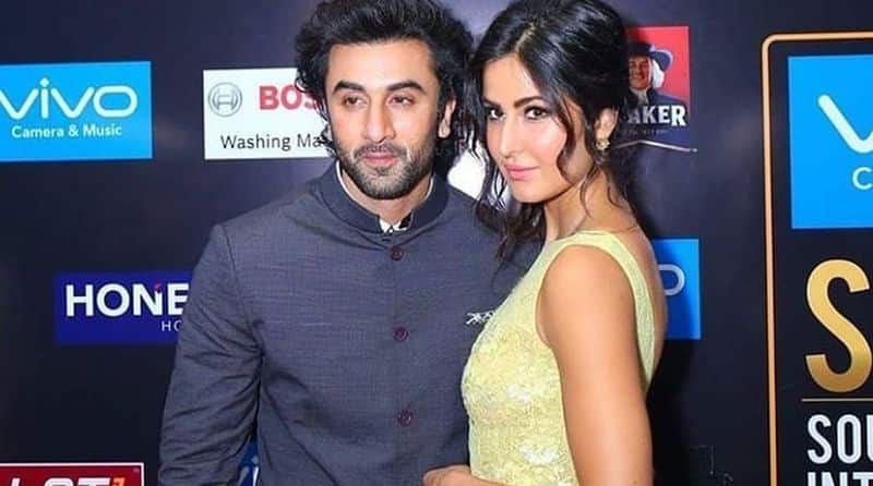 Katrina Kaif and Ranbir Kapoor: Just after the break-up with Salman Khan, Katrina Kaif was lucky to find love in Ranbir Kapoor. They were seen enjoying holidays and on late-night dinner dates together. Katrina and Ranbir were also on the verge of getting married. However, they couldn't get through and they broke up.