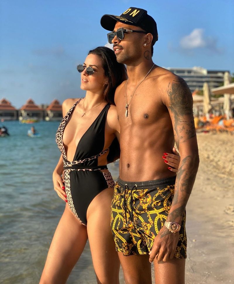 hardik pandya girlfriend natasa stankovic bikini photos