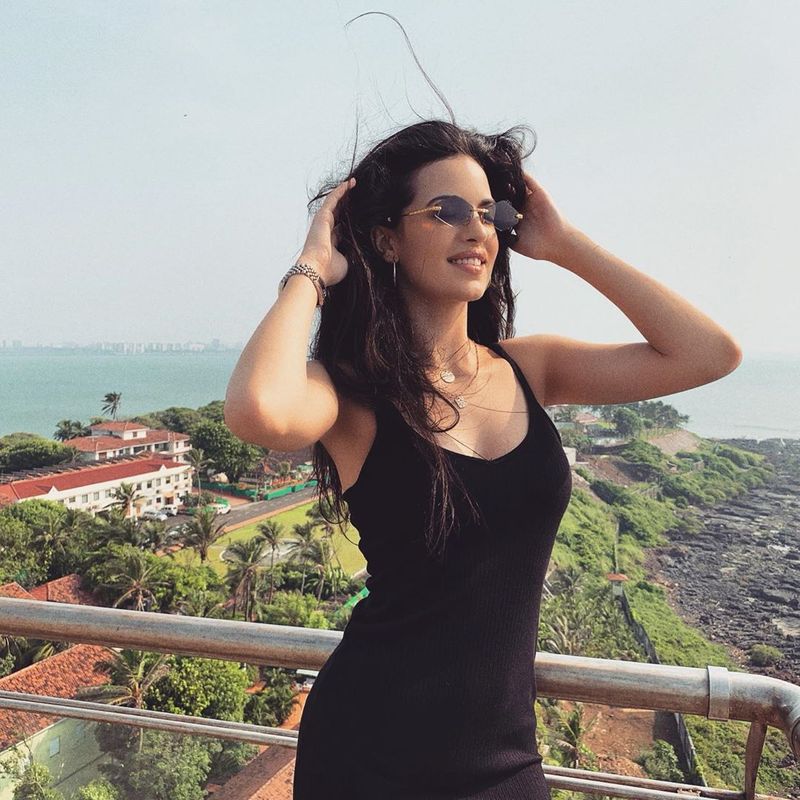 hardik pandya girlfriend natasa stankovic bikini photos