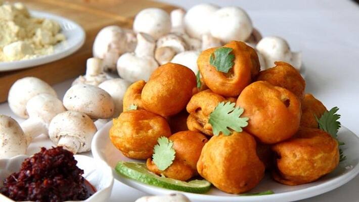 Easy and tasty recipe for Tea time Snacks Mushroom Pakora Easy and tasty recipe for Tea time Snacks Mushroom Pakora