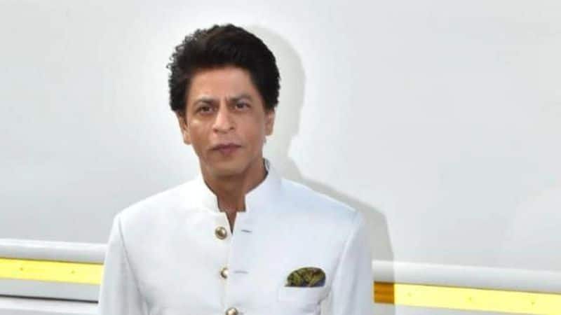 I do not Pray Five Times Shahrukh Khan Emotional Speech about His Religion