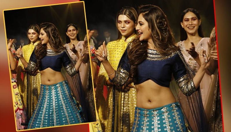 বর্তমানে ইউভ কালেকশন নিয়ে হাজির হয়েছেন নুসরত- নিখিল। জেন-ওয়াইদের জন্য নজরকাড়া পোশাক ডিজাইন সকলকে তাক লাগিয়ে দিয়েছেন।