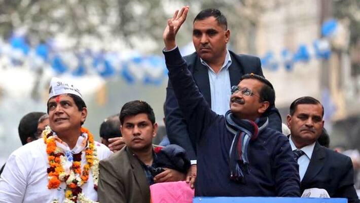 Delhi chief minister Arvind Kejriwal sings Hanuman Chalisa on a tv show Delhi chief minister Arvind Kejriwal sings Hanuman Chalisa on a tv show