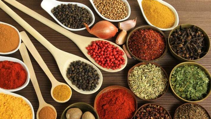 three indian spices which help to reduce body weight three indian spices which help to reduce body weight